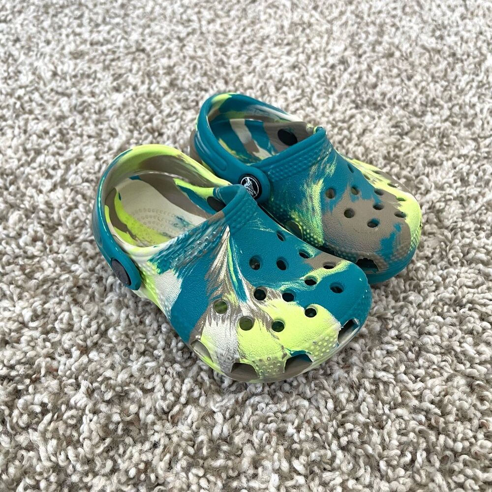 Size 2 / Baby Boy Crocs Sandals